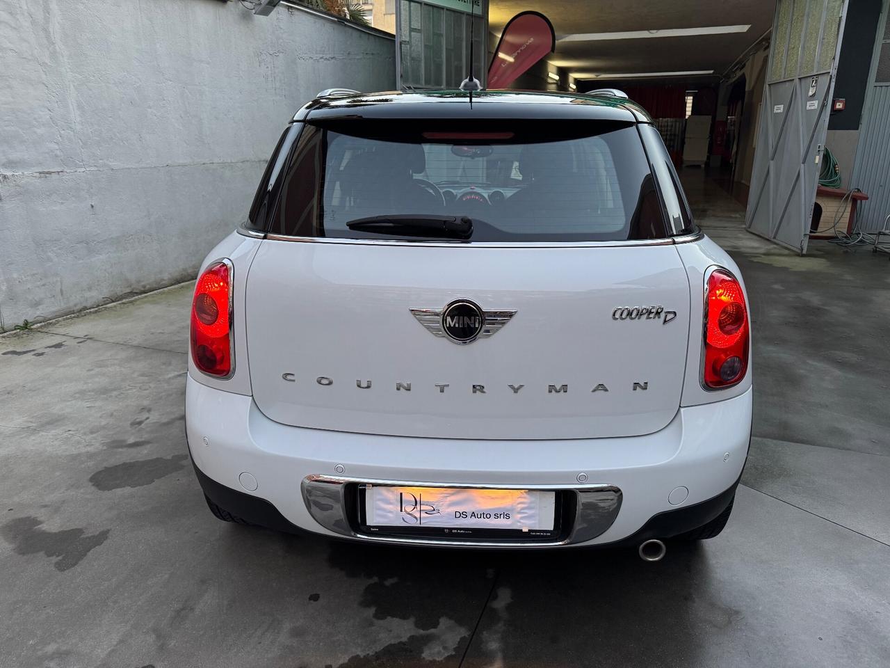 Mini Cooper D Countryman 2.0 Business Automatica