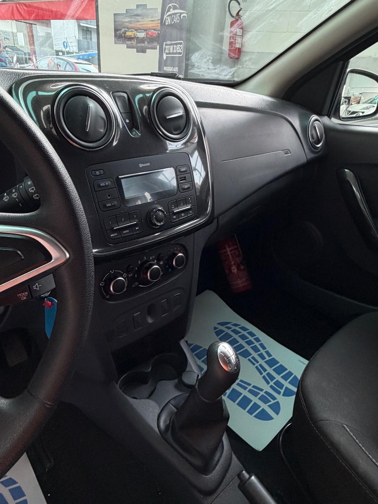 Dacia Sandero 1.0 SCe 12V 75CV Lauréate