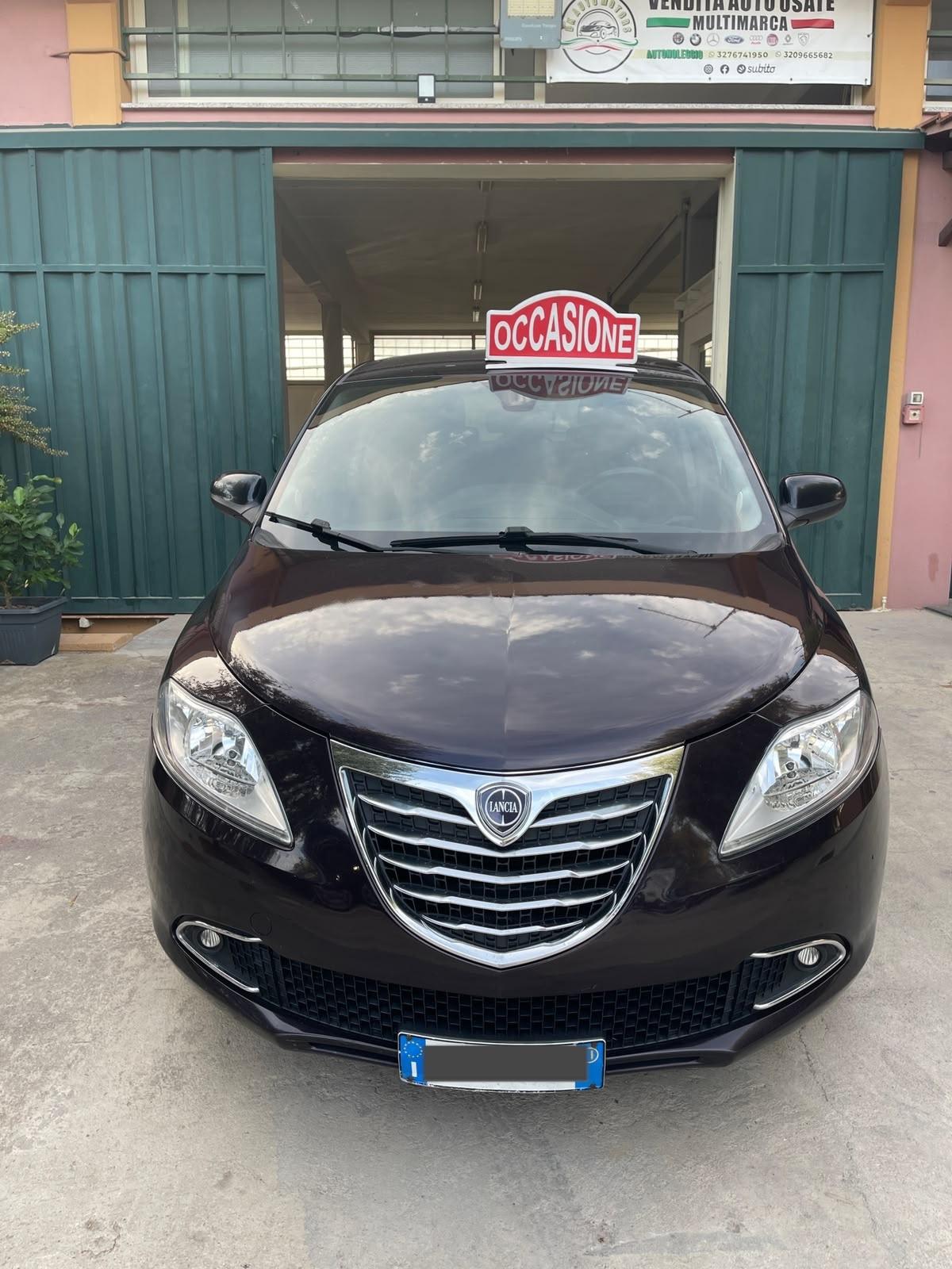 Lancia Ypsilon 1.2 69 CV 5 porte S&S Platinum