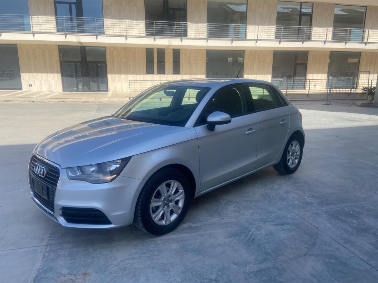 Audi A1 1.6 TDI 90 cv sportback 2014