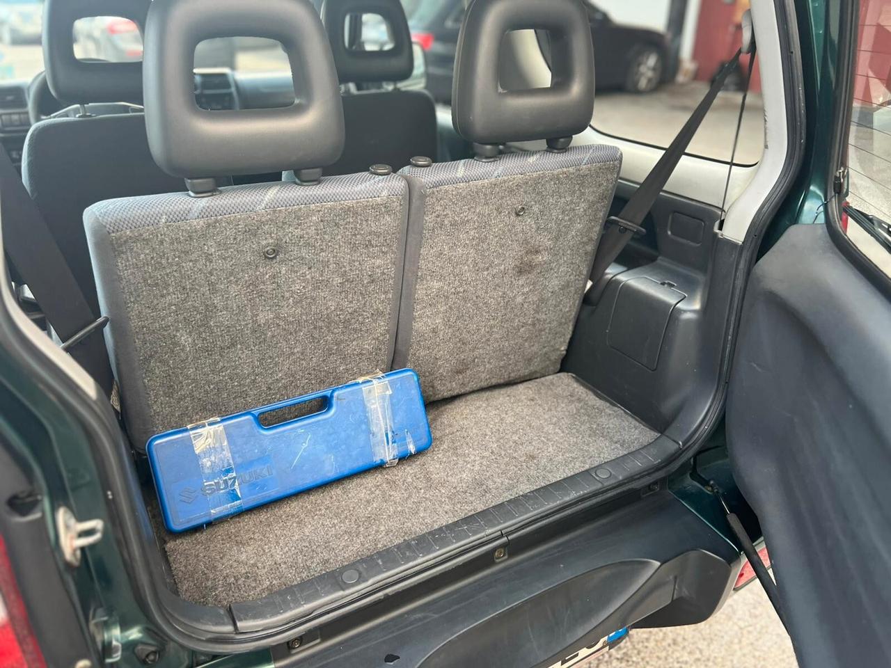 Suzuki Jimny 1.3i 4WD JLX