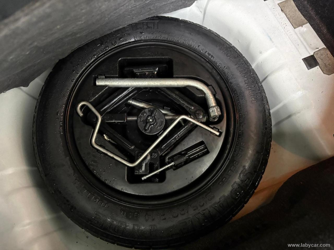 FORD Ka+ 1.2 8V 69 CV Titanium