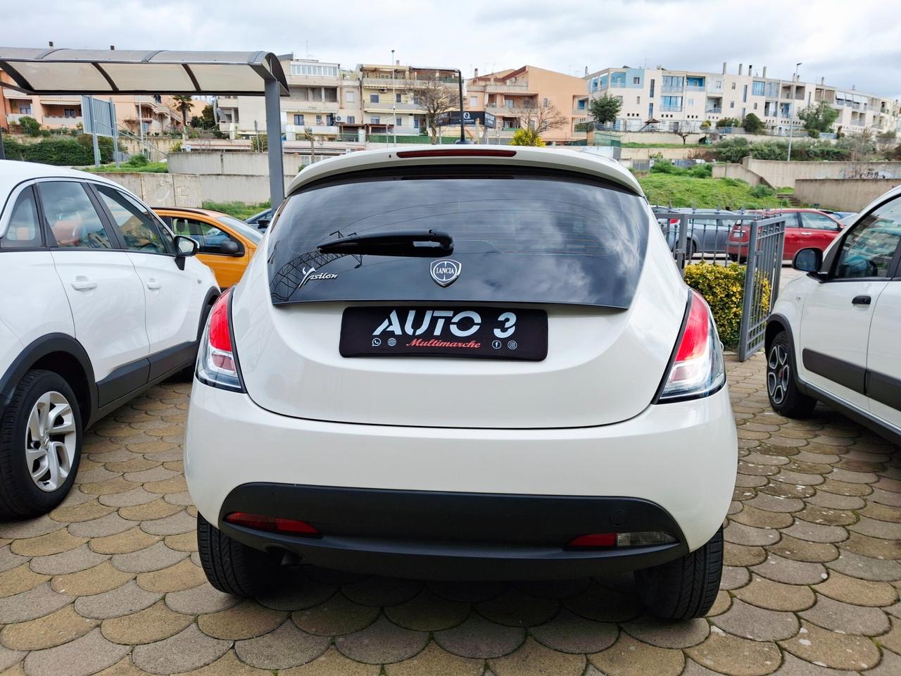 Lancia Ypsilon 0.9 TwinAir 5 porte Metano Ecochic Gold