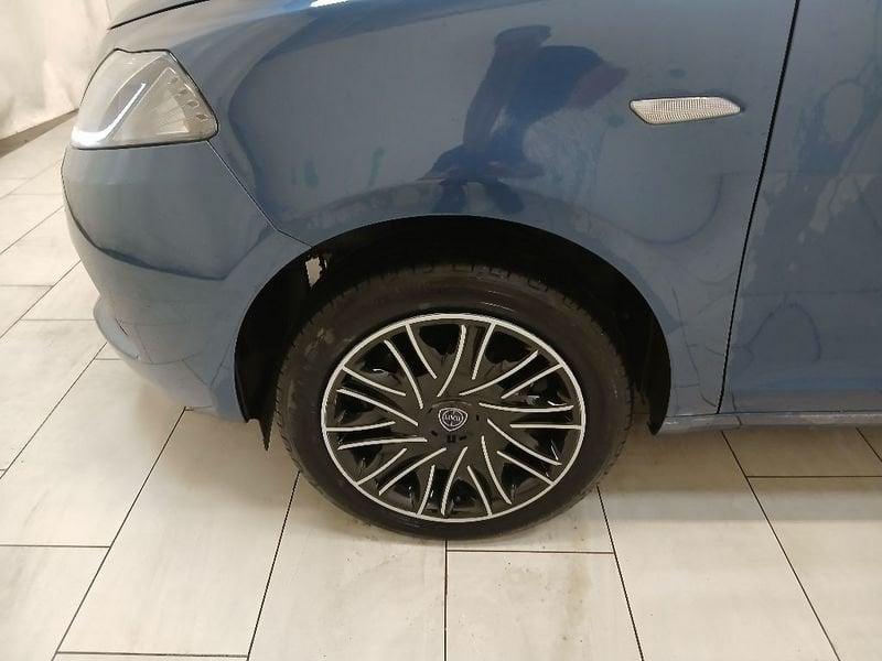 Lancia Ypsilon 1.0 firefly hybrid Gold s&s 70cv 5p.ti