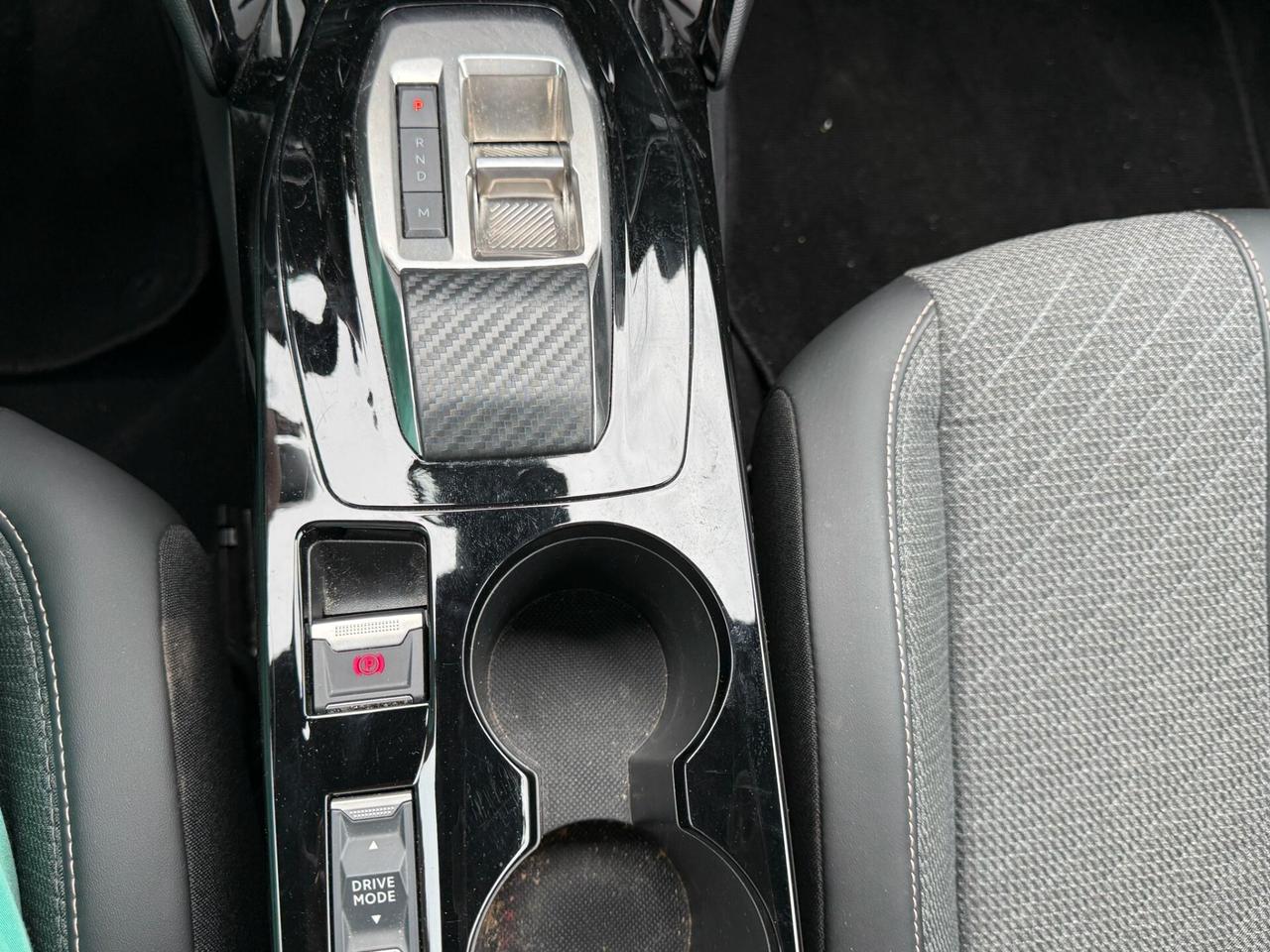 Peugeot 2008 2025 BENZINA 130CV S&S AUTOMATICA Allure 17000KM