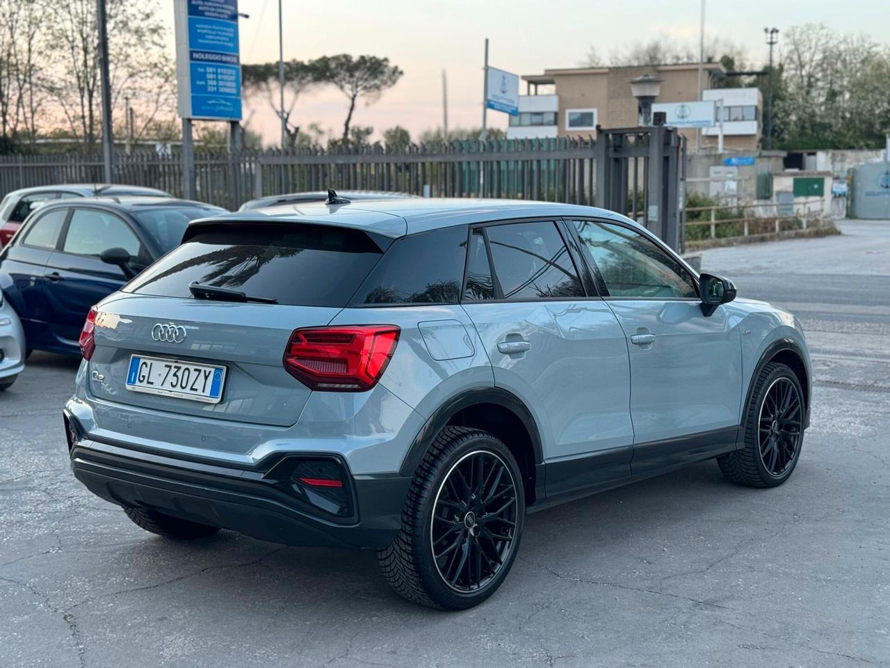 Audi Q2 30 TDI S tronic Identity Black