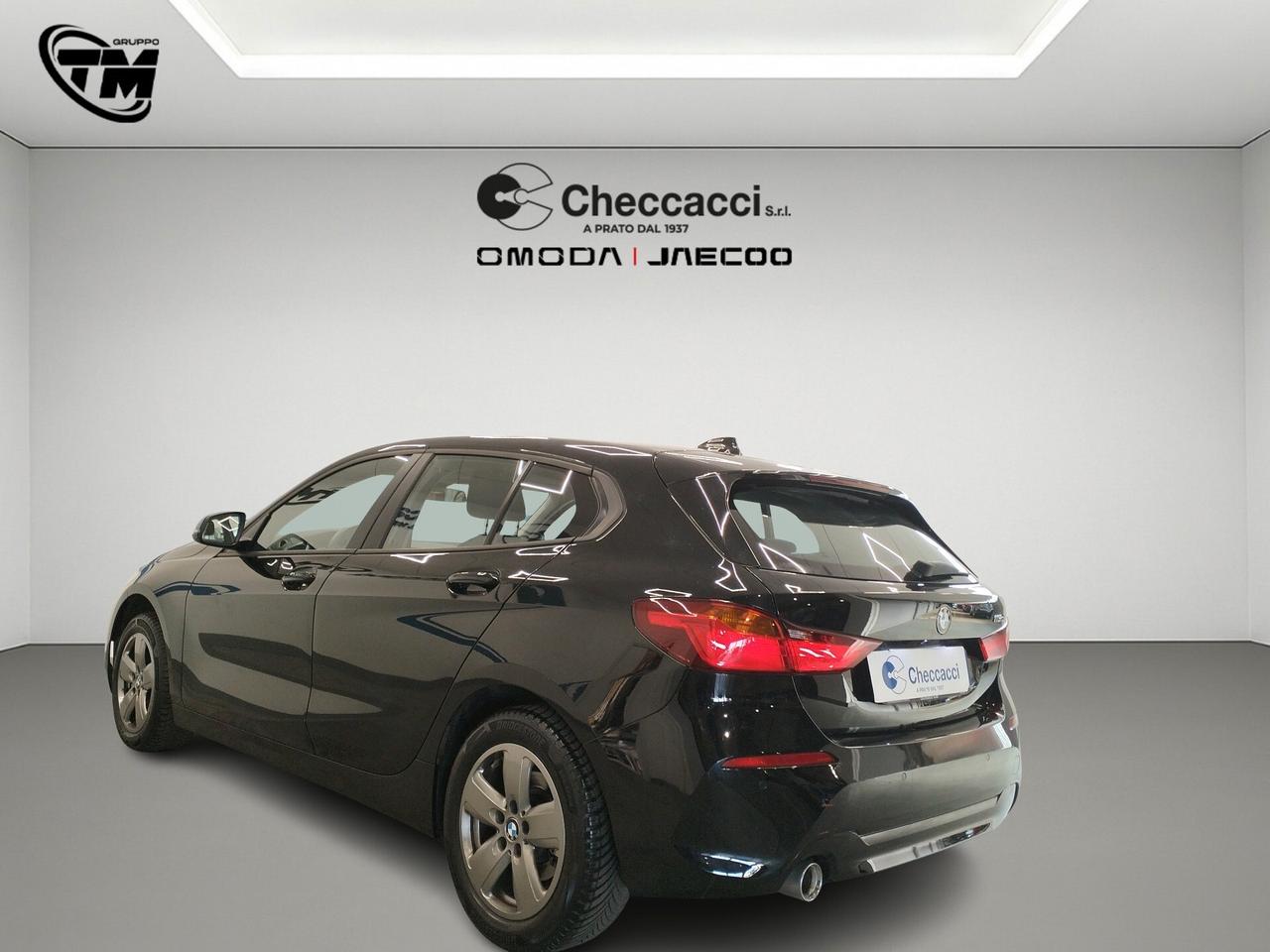 Bmw 116 116d 5p. Business Advantage
