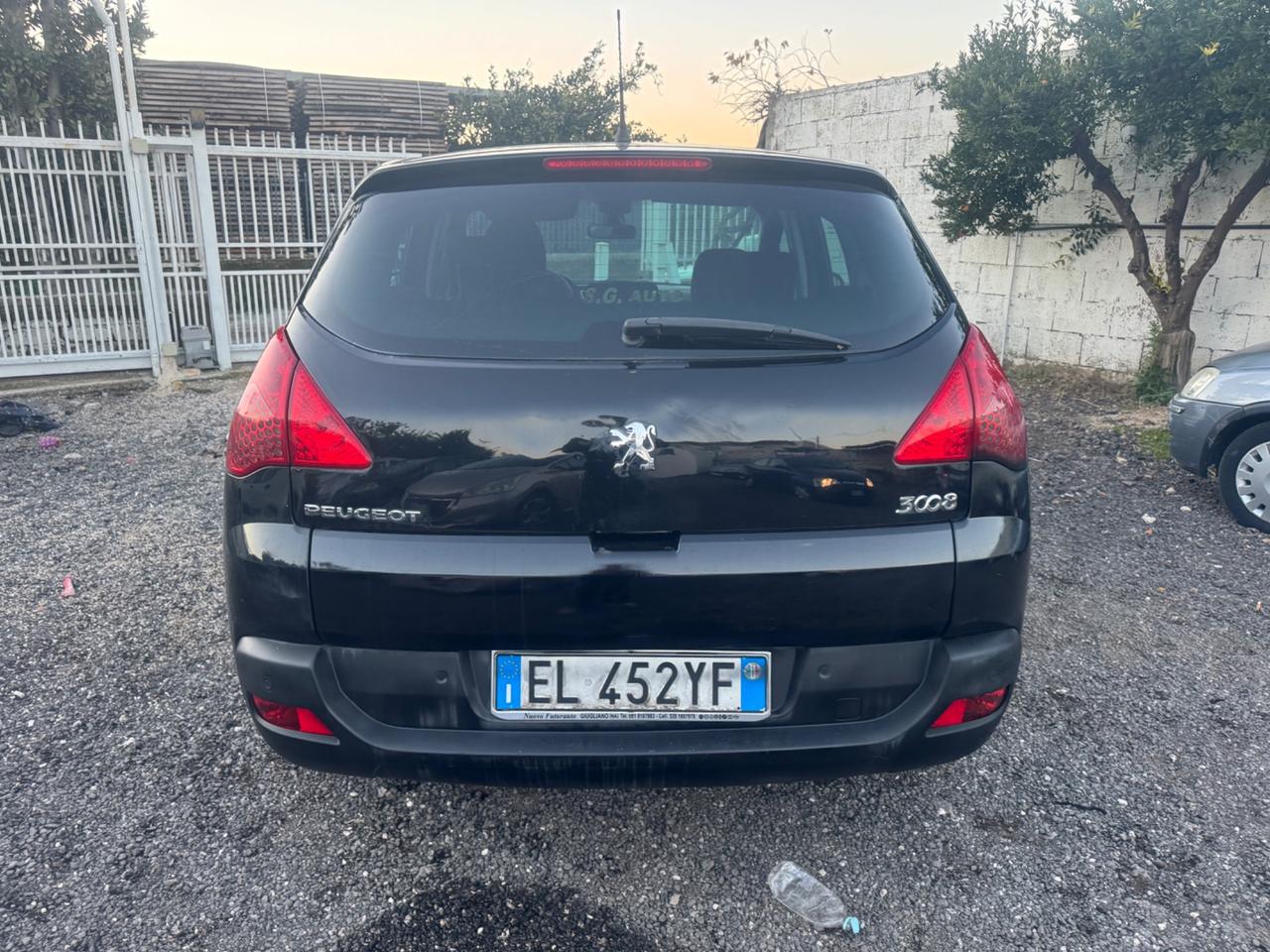 Peugeot 3008 1.6 HDi 112CV Access