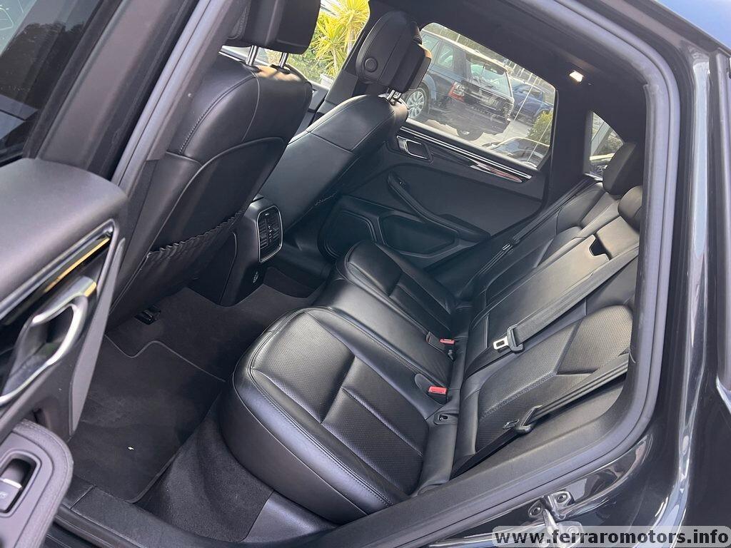 Porsche Macan 3.0 S tetto iva esposta