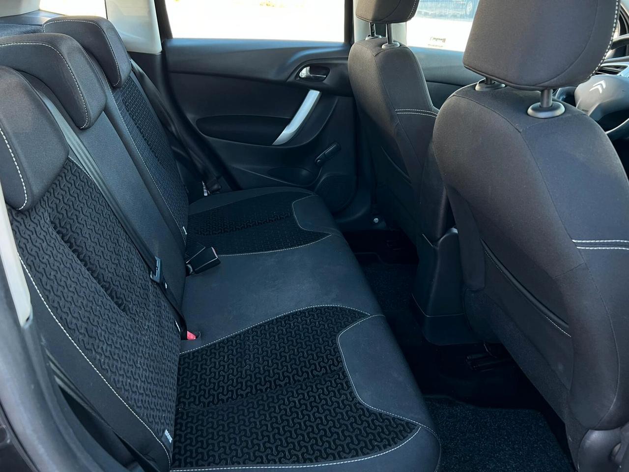 Citroen C3 1.1 Benzina Exclusive ZEN - unico proprietario neopatentati si