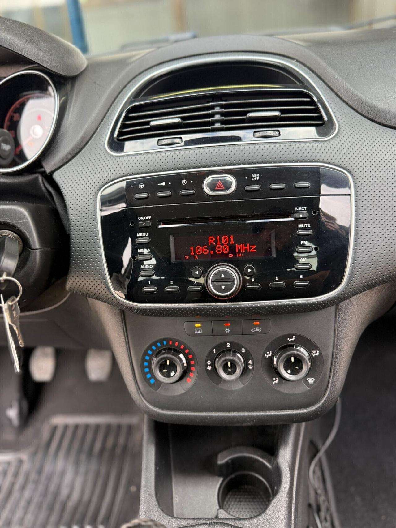 Fiat Punto Evo 150º Diesel 1.3 MTJ Neopatentati