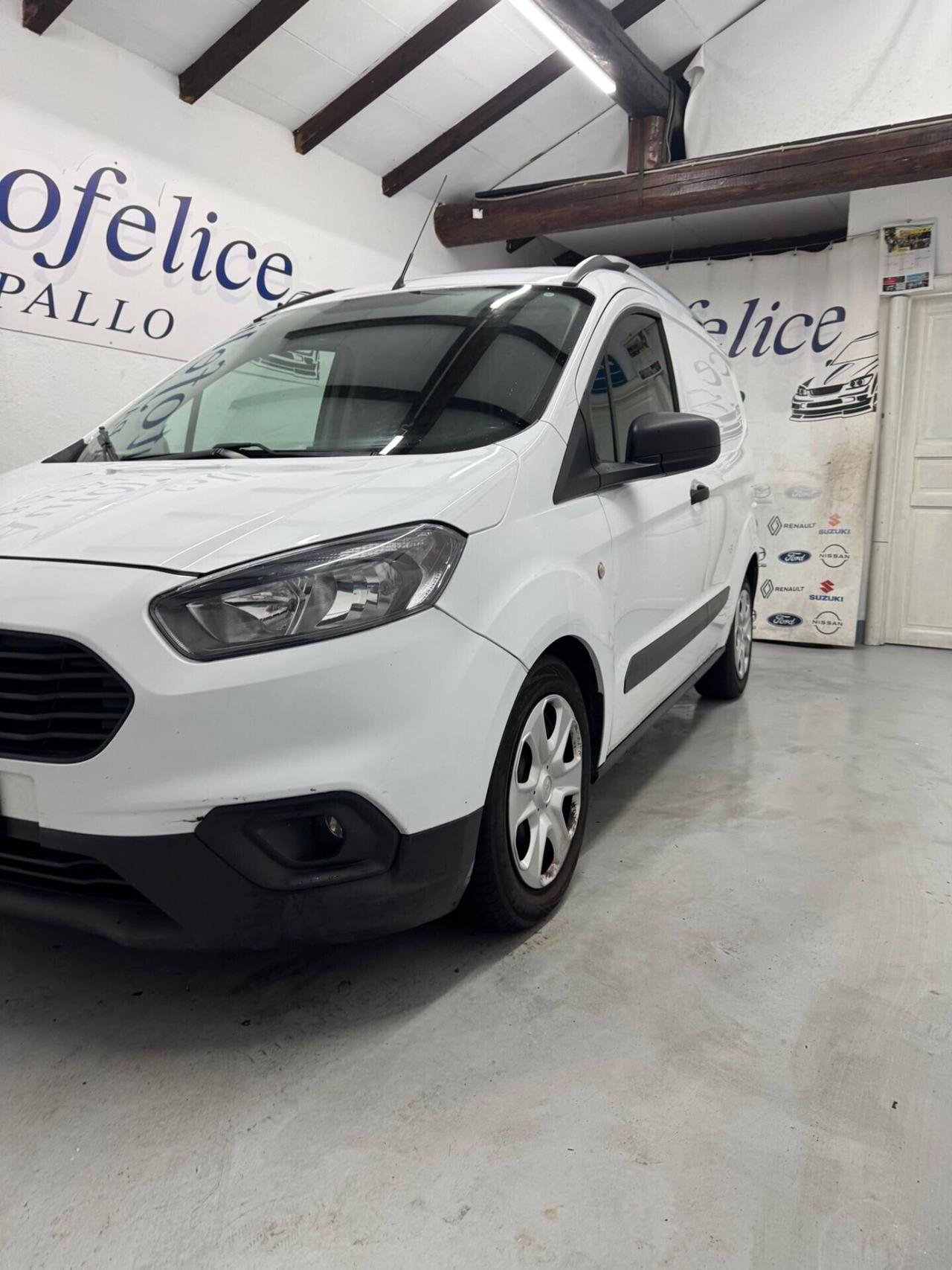 Ford transit courier 1,5 tdci 75 CV