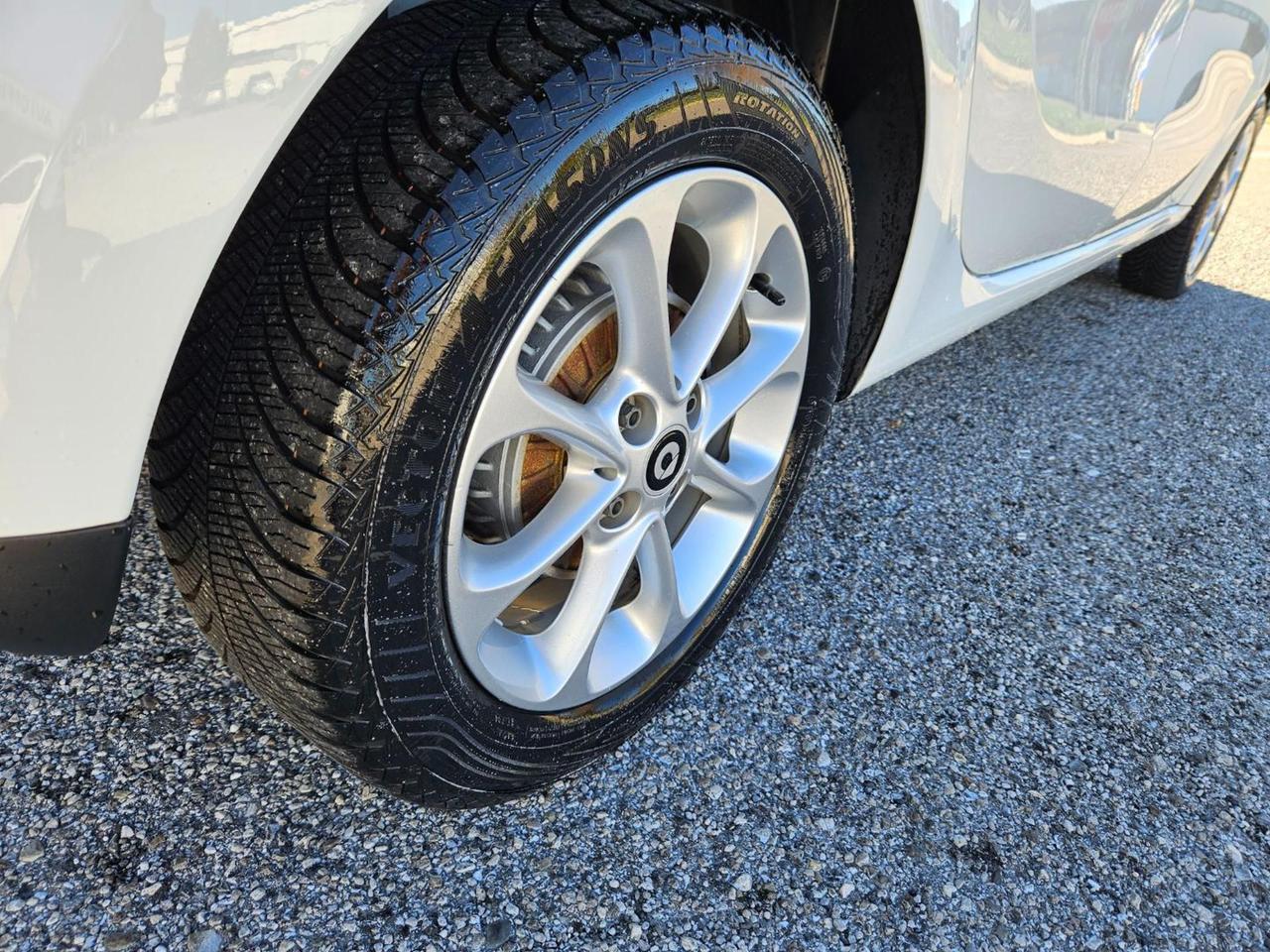 smart forFour 70 1.0 Passion