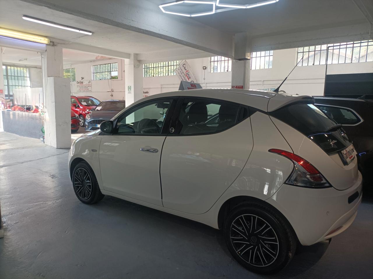 Lancia Ypsilon 1.2 69 CV 5 porte GPL - 2018-Distr ok