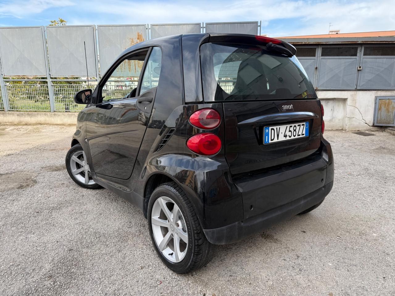 Smart 451 Restayling 1.0benz 52 kW coupé pulse Full Perfett