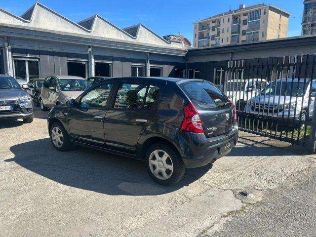 DACIA Sandero 1.4 8V Lauréate