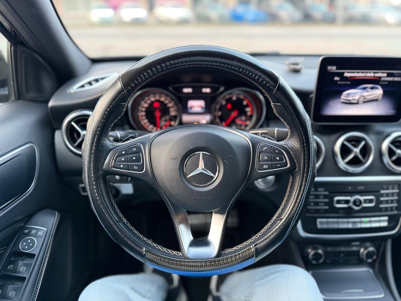 Mercedes-Benz A 180 Premium A 180 D BlueEFFI #9536