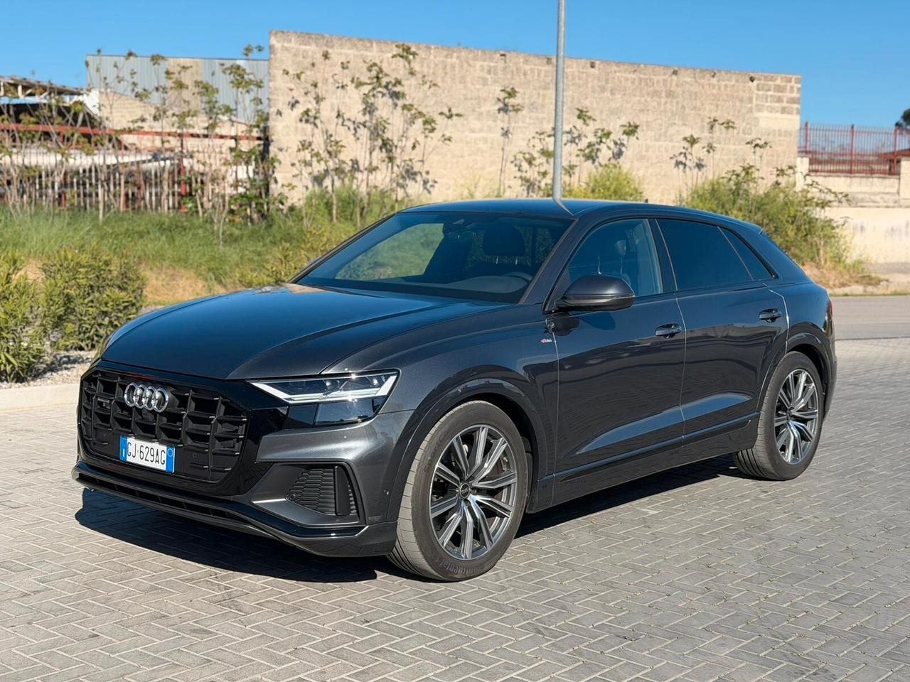 Audi Q8 45 TDI quattro tiptronic S-LINE INTERNO ED ESTERNO NO SUPERBOLLO