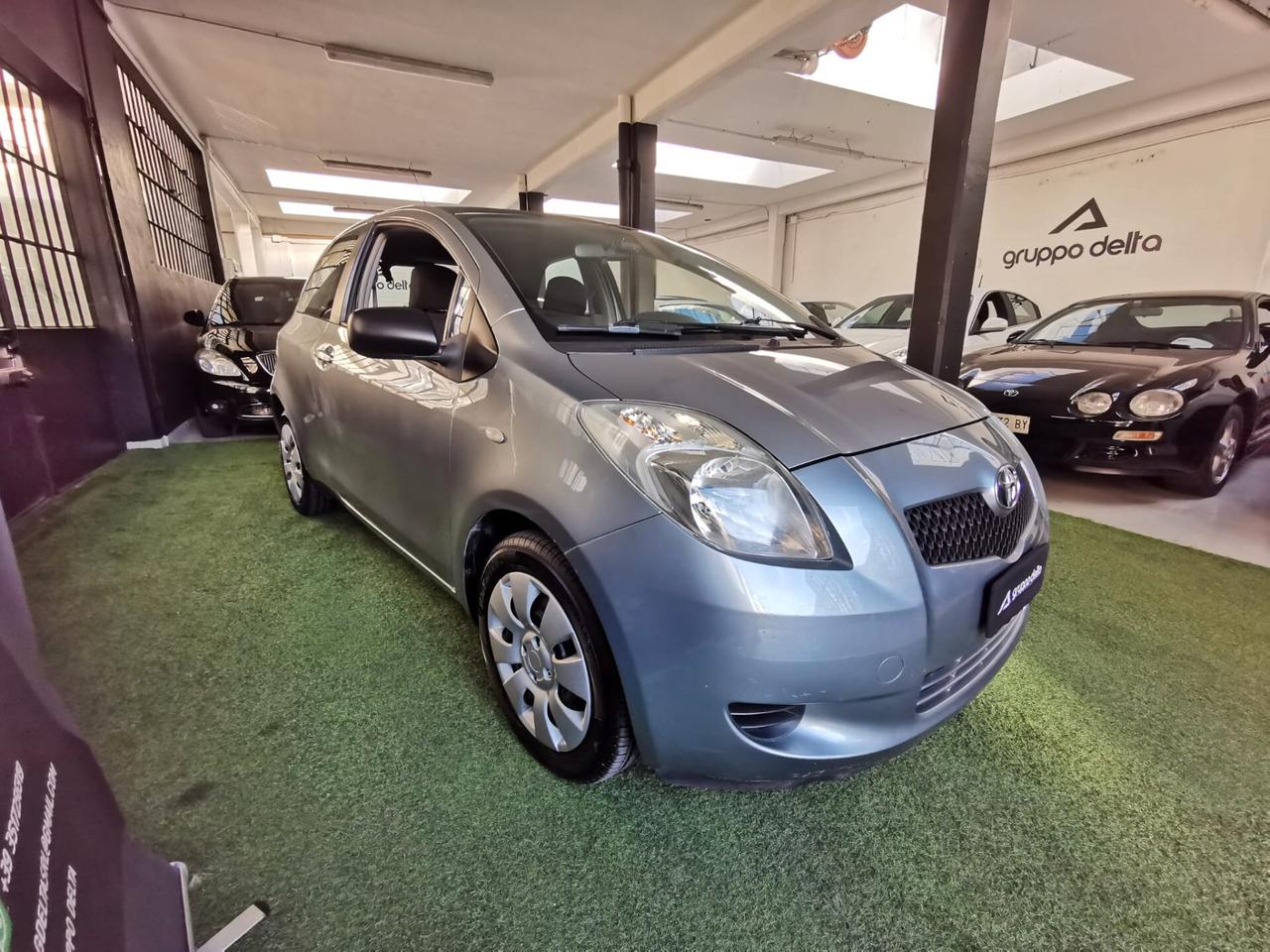 Toyota Yaris 1.0 3 porte Sol KM78800 GARANZIA 12 MESI