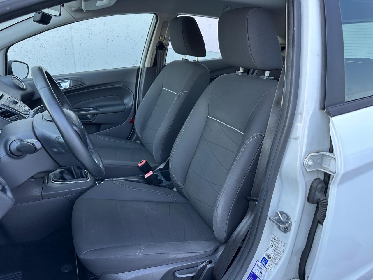 Ford Fiesta 1.4 5 porte GPL unico proprietario