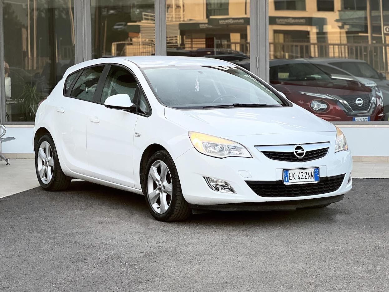 Opel Astra 1.3 Diesel 95CV E5 - 2011