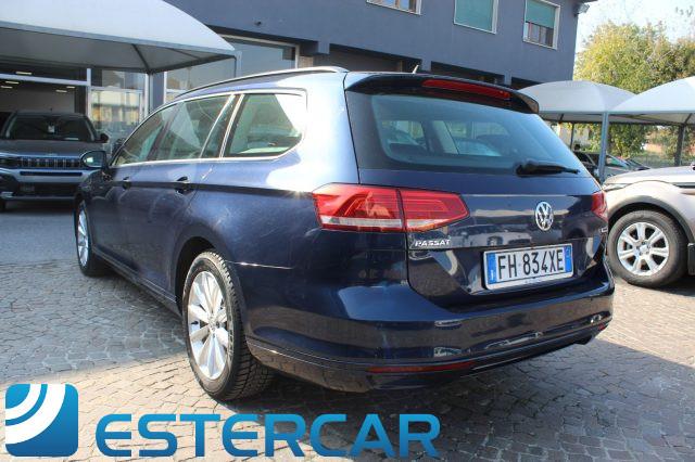 VOLKSWAGEN Passat Variant 1.6 TDI DSG Comfortline
