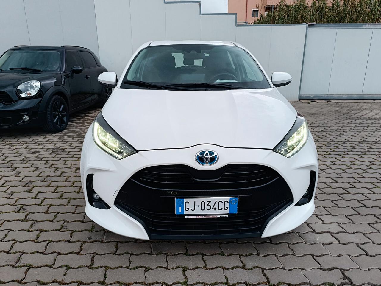 Toyota Yaris 1.5 Hybrid 5 porte Trend