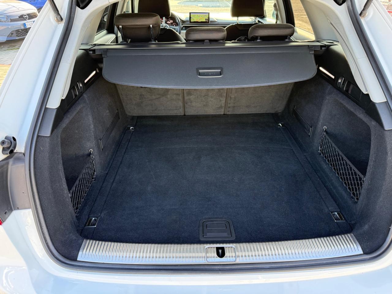 Audi A4 Avant 2.0 TDI 150 CV ultra S tronic VIRTUAL