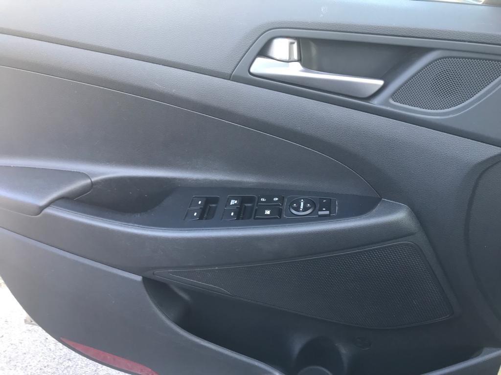 Hyundai Tucson 1.7 CRDi 115 CV 85 KW Sound Edition