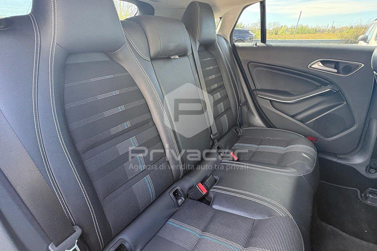 MERCEDES CLA 200 d S.W. Automatic Business