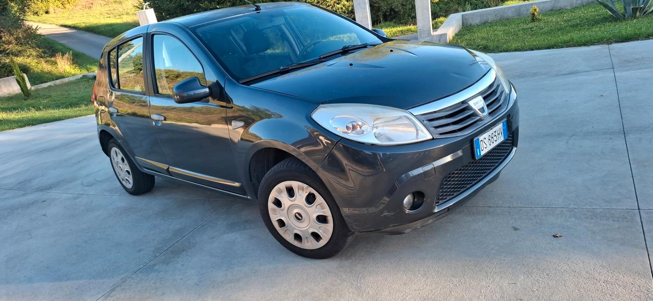 Dacia Sandero 1.4 8V GPL