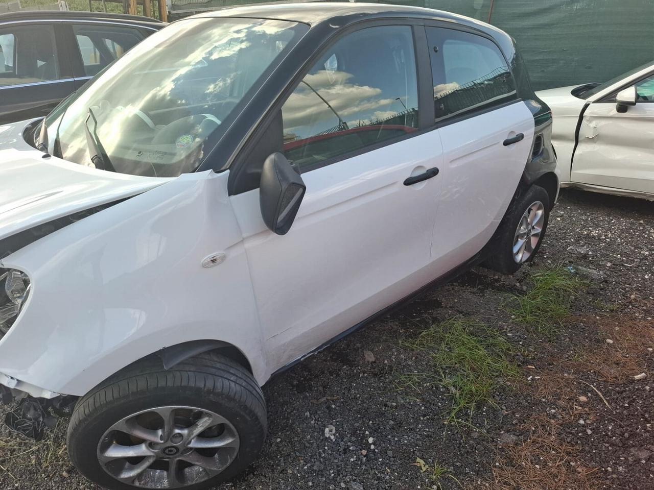 SMART FOR4 453 INCIDENTATA 2019