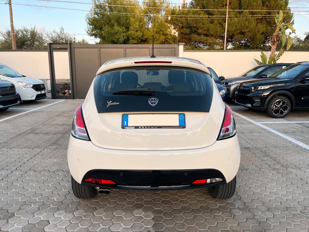 Lancia Ypsilon 1.2 69 CV 5 porte GPL Ecochic Monogram