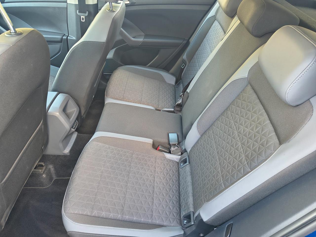 VOLKSWAGEN T-CROSS 1.6 TDI ADVANCED 126.000 KM