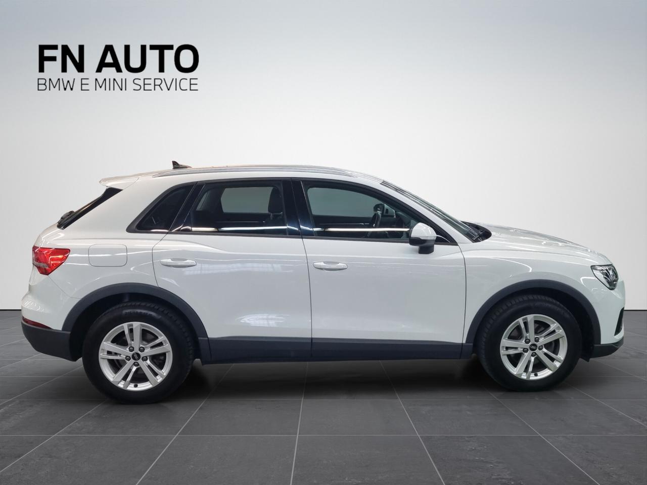 Audi Q3 35 TDI S tronic Business