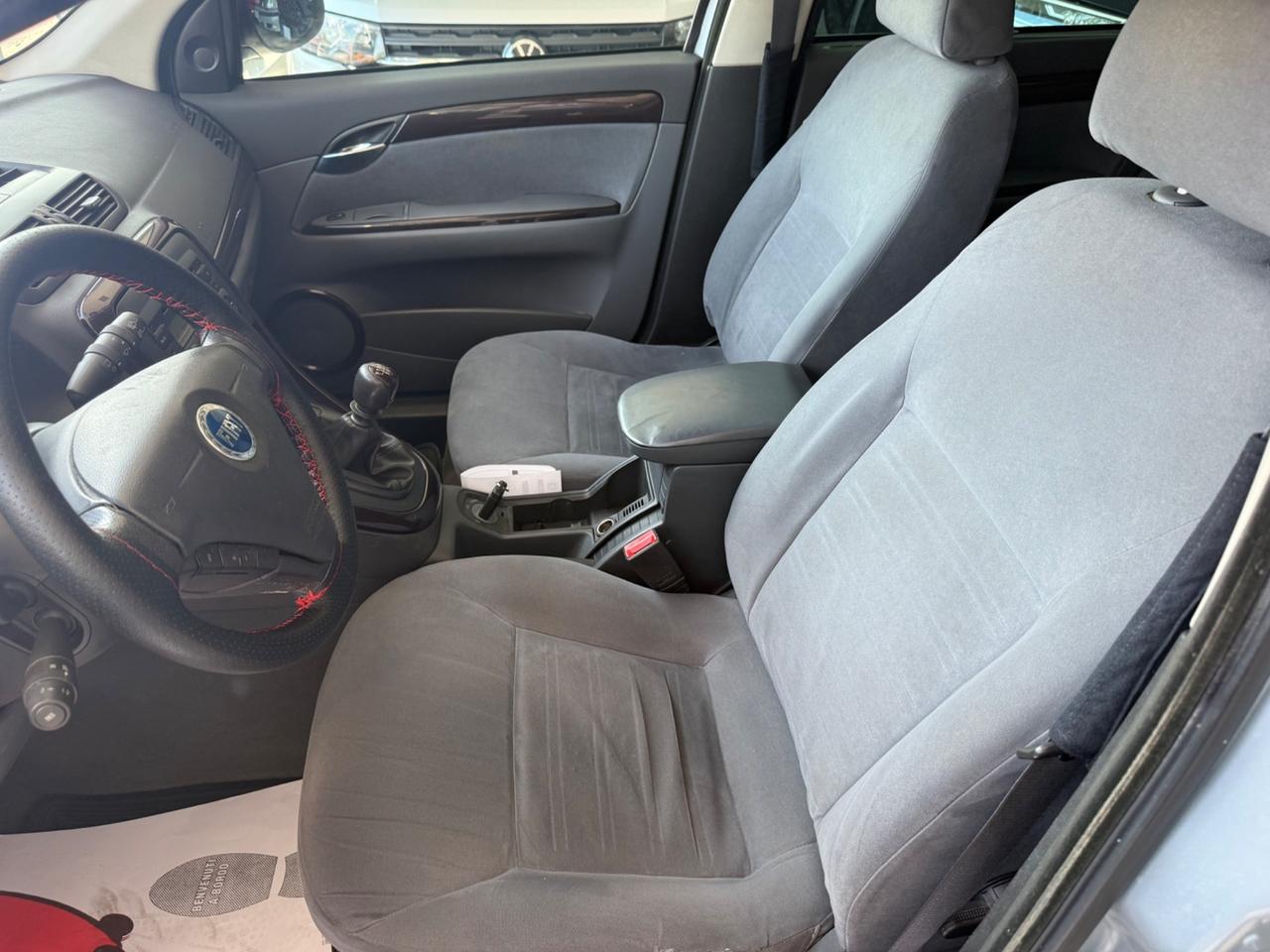 Fiat Croma 1.9 Multijet Emotion