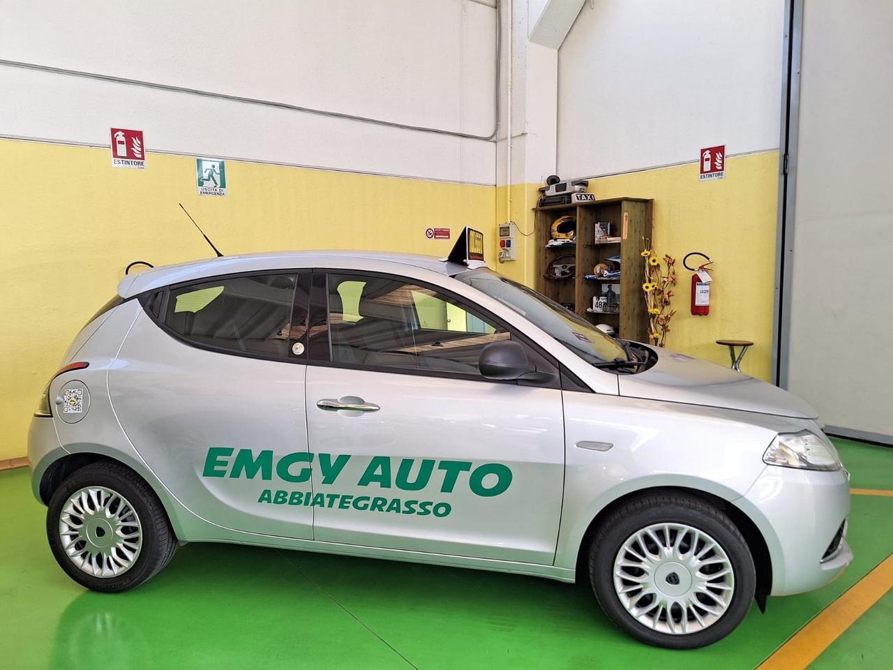 Lancia Ypsilon 1.2 GPL AUTO IN NOLEGGIO