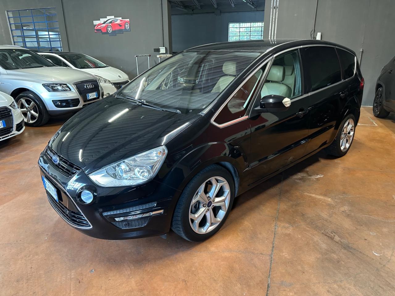 Ford S-Max 2.0 TDCi 163CV Powershift 7 posti Business Nav