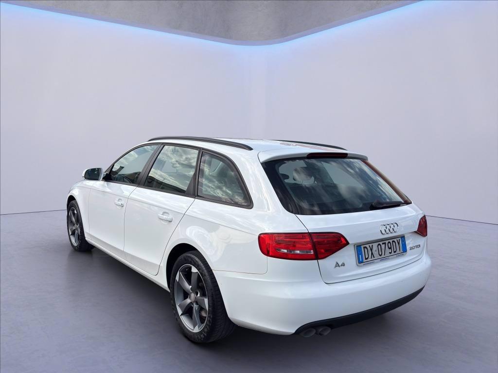 AUDI A4 Avant 2.0 tdi Advanced 143cv del 2009