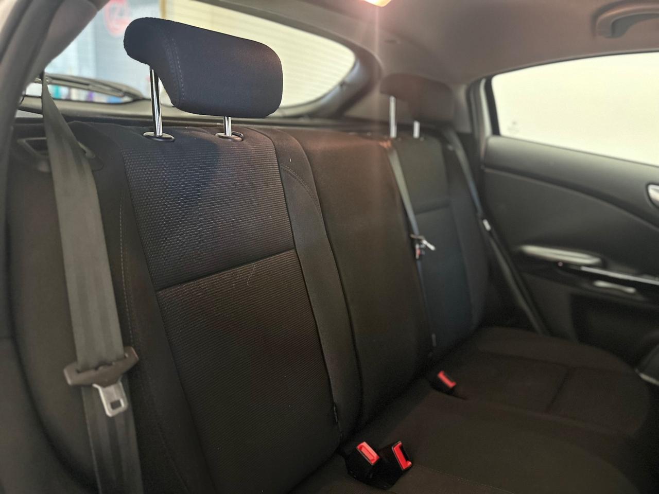 Alfa Romeo Giulietta 1.6 JTDm-2 105 CV Distinctive NEOPATENTATI