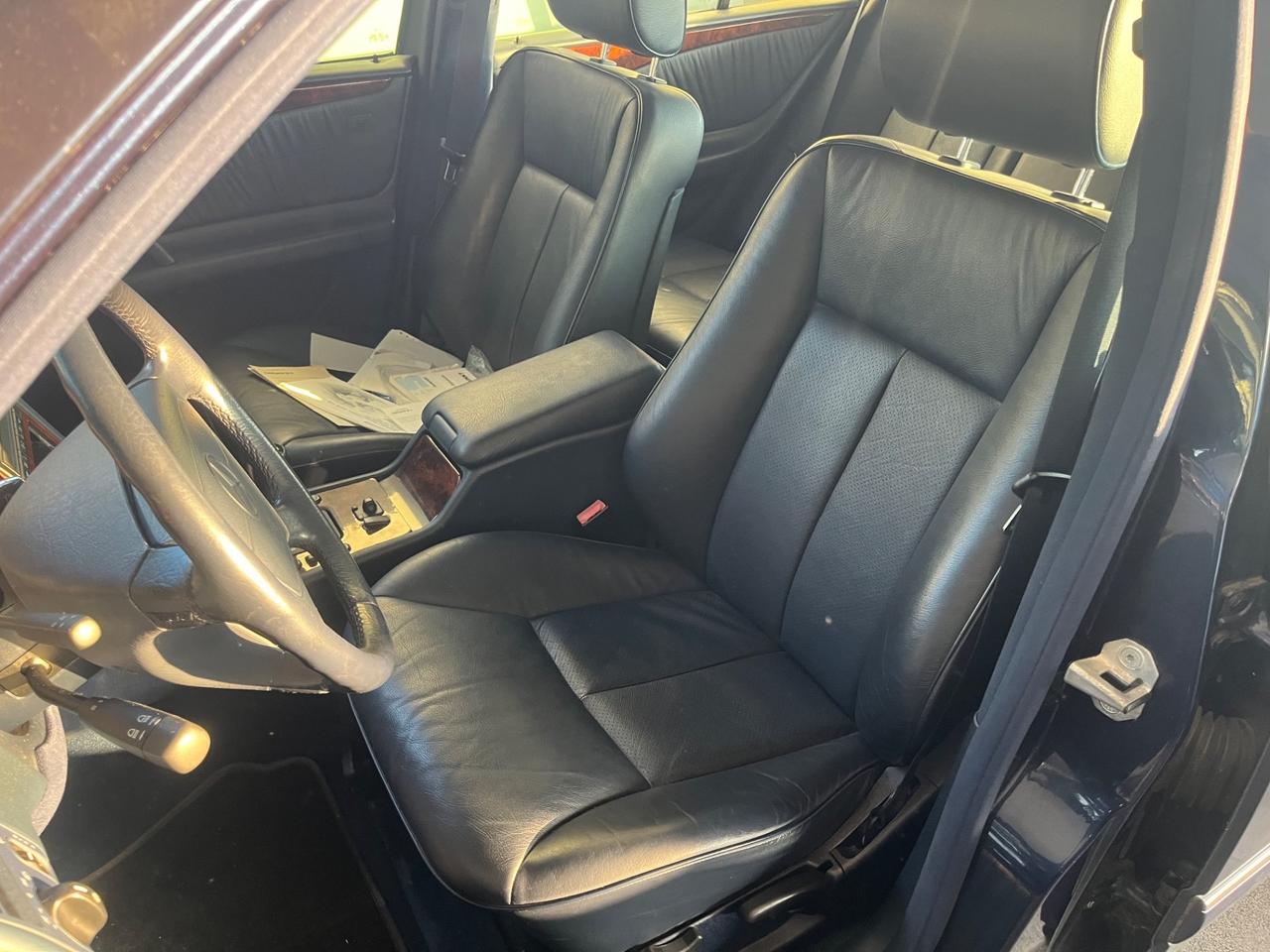 Mercedes E 320 V6 4matic DA SISTEMARE CATALIZZATORI