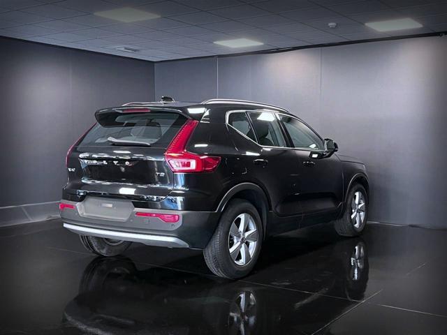 VOLVO XC40 T2 automatico Essential 129CV