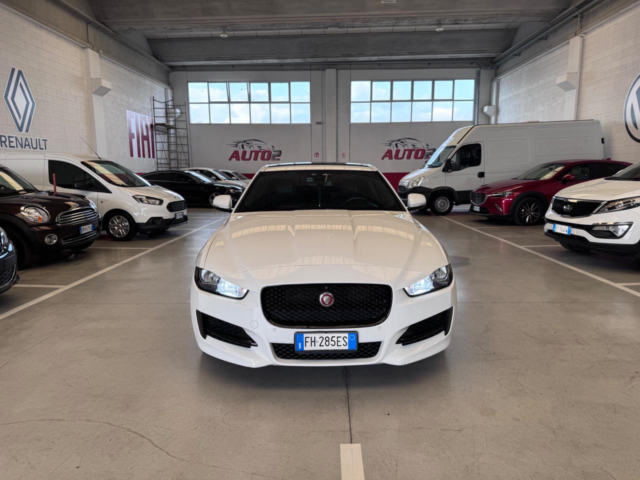 Jaguar XE 2.0 D Turbo aut. R-Sport. Euro 6B