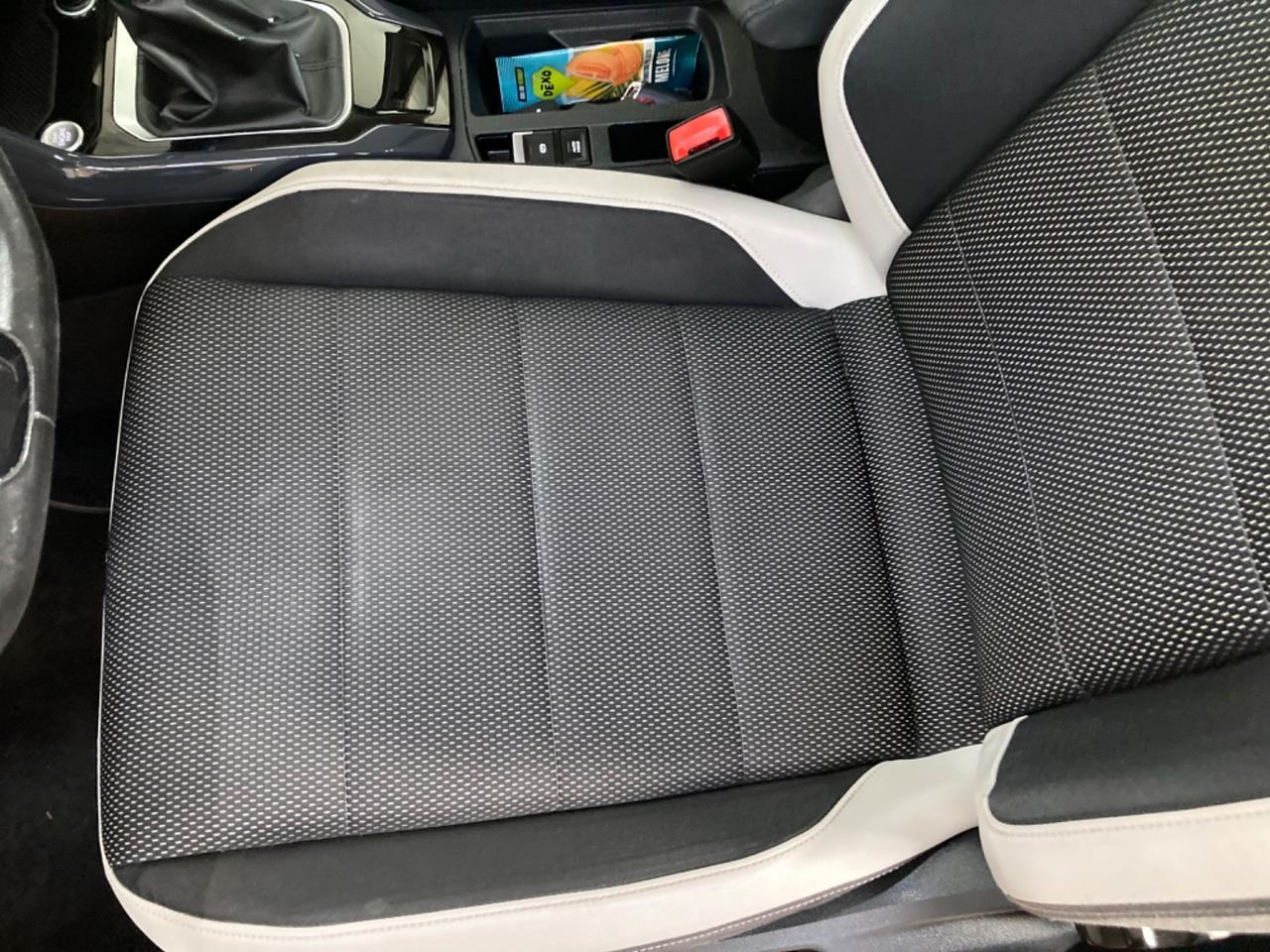 Volkswagen T-Roc 1.6 TDI SCR Style BlueMotion Technology