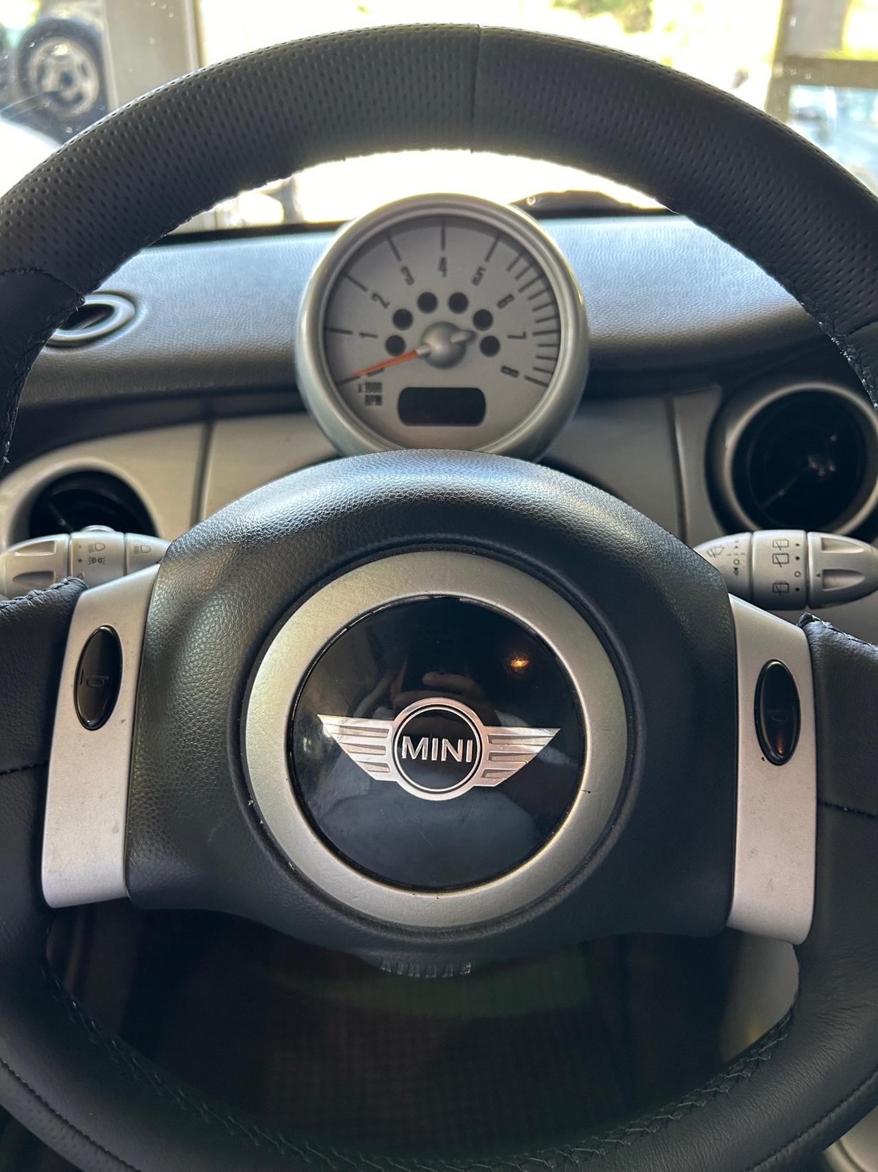 Mini Cooper 1.6