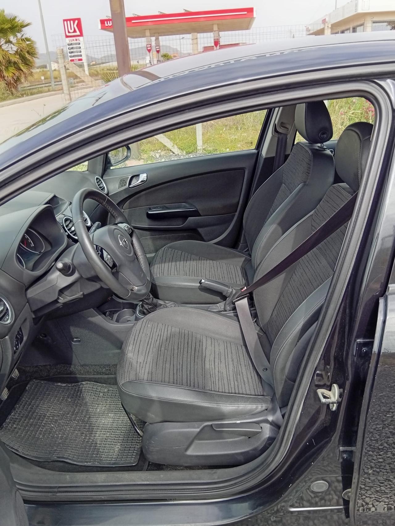 Opel Corsa 1.2 5 porte Edition