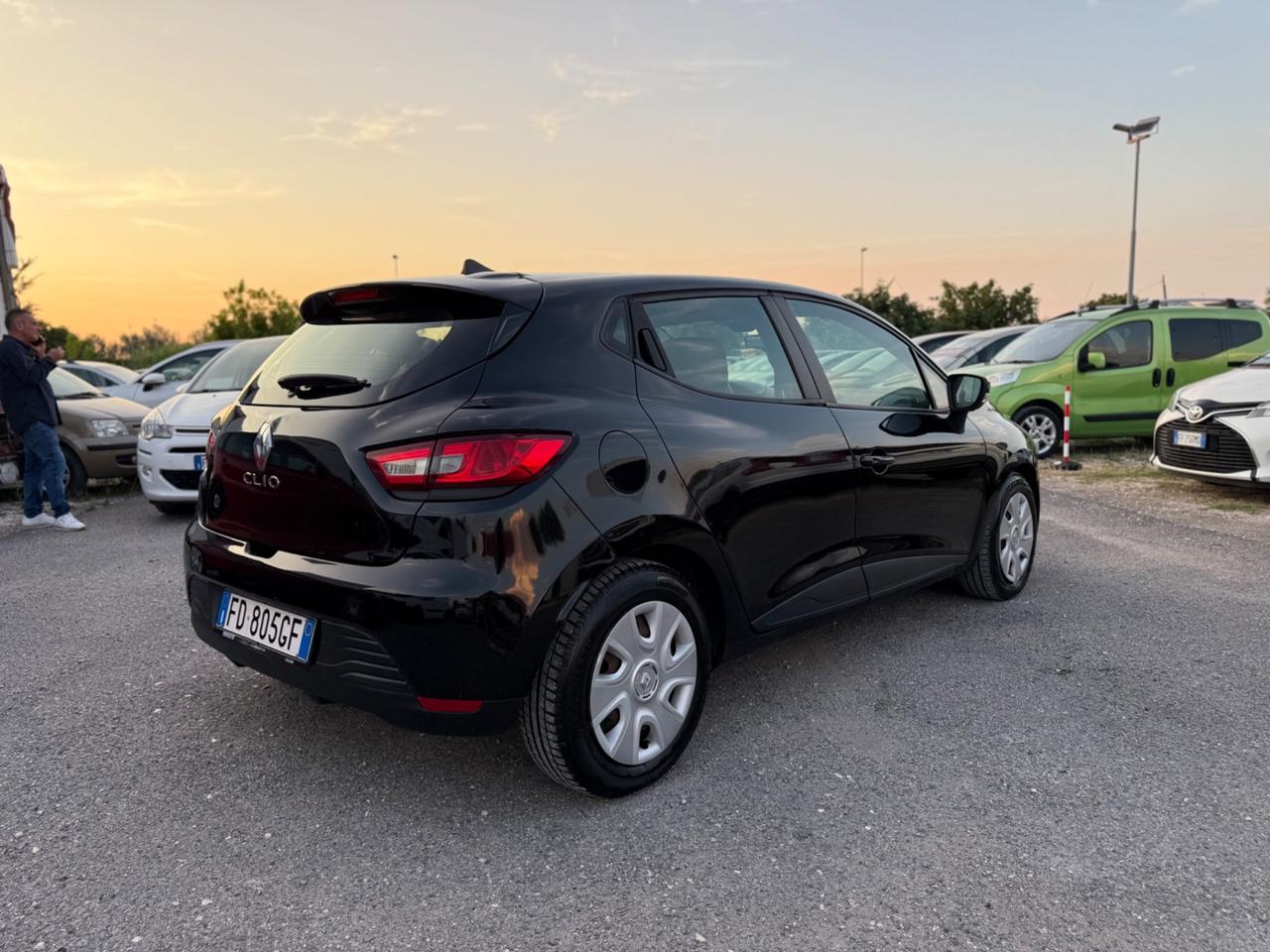 Renault Clio 1.2 75CV GPL Live