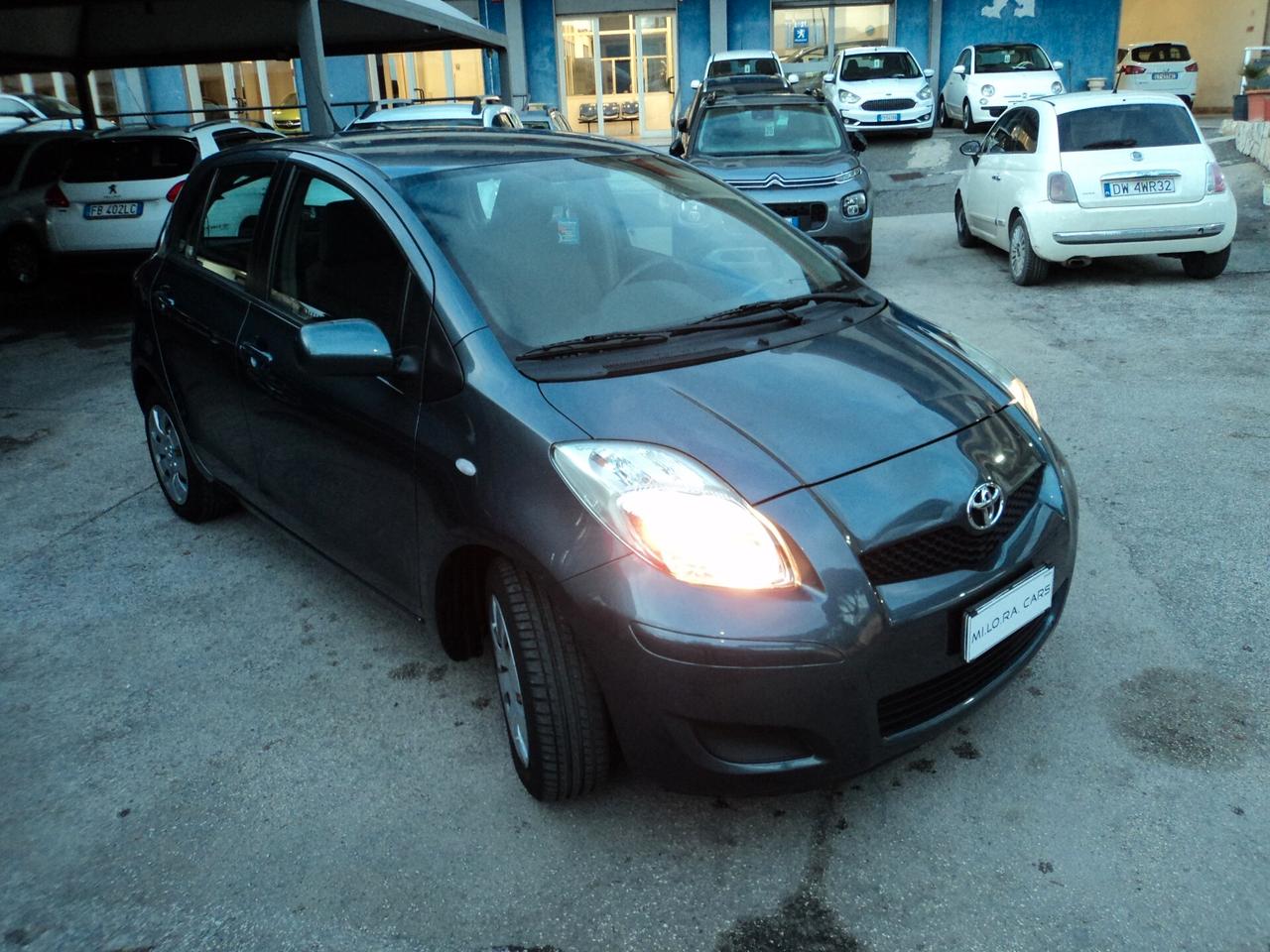 Toyota Yaris 1.3 5 porte Sol GPL