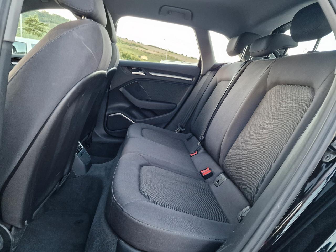 Audi A3 SPB 30 TDI Admired 116 CV S-Line KM 26000