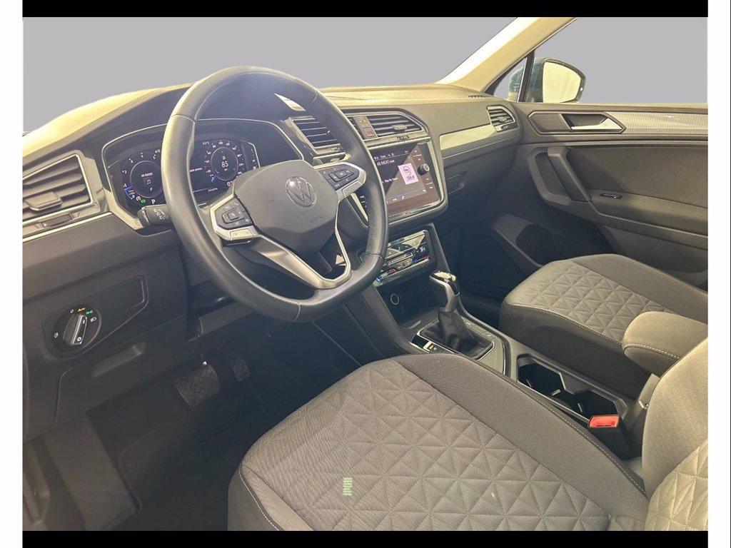 VOLKSWAGEN Tiguan 1.5 tsi life 150cv dsg del 2023